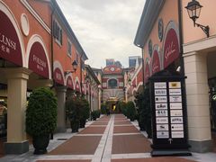 -佛罗伦萨小镇广佛名品奥特莱斯(疏港路店)