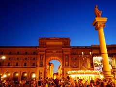 -米开朗琪罗广场