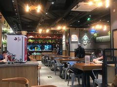 大堂-渝是乎川渝小炒(新世界百货望京店)