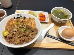 -熊吞·大碗丼烧肉饭(西市场嘉华店)