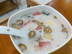 -老何家后安粉·糟粕醋海鲜火锅(三亚湾椰梦长廊店)