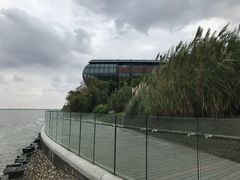 -上海滴水湖皇冠假日酒店