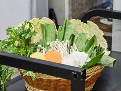 -灶知轩湘西石锅鱼(万佳广场店)