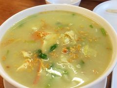 -拉威海鲜市场