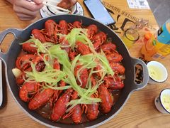 -鲁小三·大骨自助(金山总店)