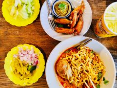 -Ongtong Khaosoi Ari Branch
