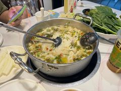 -德林酸菜鱼火锅(南丹店)