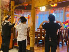 -万重锦·人文川菜馆(骡马市店)