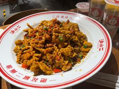 -炉小二铜锅牛蛙•川湘菜(三里屯店)
