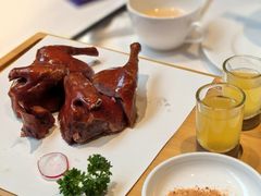 玻璃脆皮乳鸽-南棠馆粤菜坊(销品茂店)