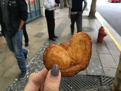 蝴蝶酥-上海哈尔滨食品厂(淮海中路店)