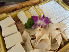 -滇釜火锅·能喝汤的火锅(车公庄店)