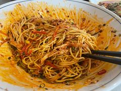 -有红鸡毛店·川菜(建设路店)