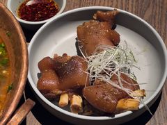 烤糯猪脚-SHAN山(前滩太古里店)