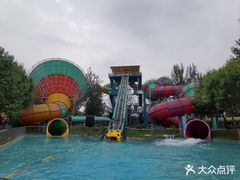 -欢乐水魔方水世界