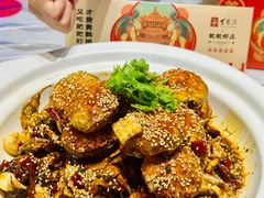 -肥肥虾庄·金牌油焖大虾(首义路店)