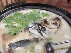 -香山湖家家宴(中山陵店)