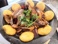 平锅黄鱼贴饼子-李记东北饺子馆·东北菜(欢乐谷店)