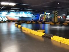 -极限PLAY运动娱乐新世界·团建派对潮玩休闲馆·室内蹦极高空游乐园