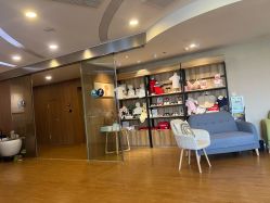 -海豚湾高端月子会所(黄浦店)