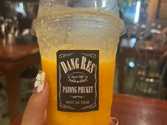 -Dang restaurant (patong phuket)