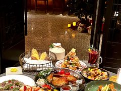 -Mogul Eatery·大亨餐酒馆