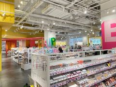 -KKV(上海月星环球港主力店)