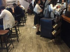 大堂-星巴克(重庆火车北站北广场II店)