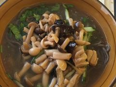 -东方红海鲜百汇(国际大厦店)