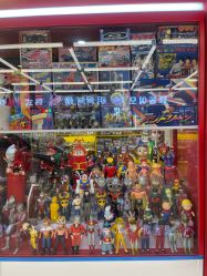 -16TOYS中古玩具铺(崇文门店)
