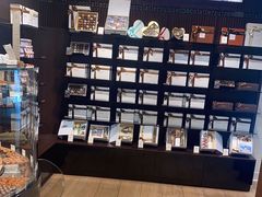 -Laderach 莱德拉(上海环贸iapm店)