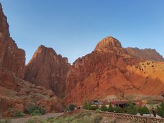 -天山神秘大峡谷