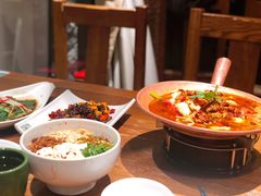 豆花米线-云海肴·汽锅鸡·云南菜(美罗城店)