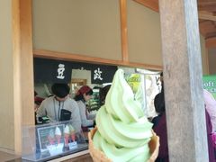 大堂-豆政(金閣寺境内売店)