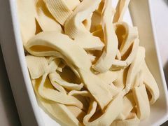 -左庭右院鲜牛肉火锅(浦江欢乐颂店)