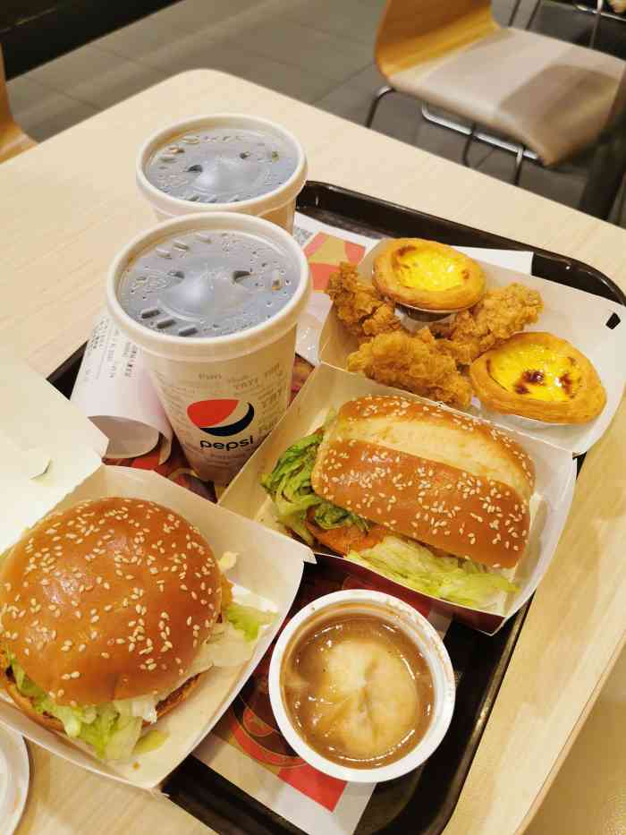 肯德基(康城dt店)-"工作日的午餐 今天约了两个同事一起吃kf.