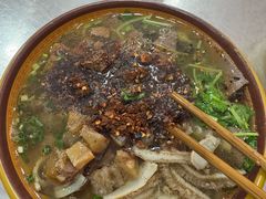 -花溪牛肉粉(八鸽岩店)
