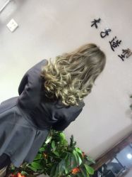 -木子造型S A L O N烫染·造型·理发