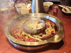 -黑鸡母杀牛匠火锅(崇文路店)