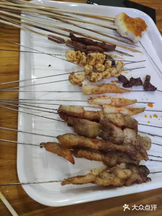 小红桶烧烤(烟台芝罘医院总店)图片