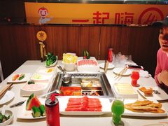 -海底捞火锅鲜切牛肉主题店(长寿路店)