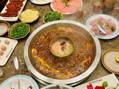 -锦城院坝老火锅