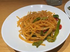 -关东小磨东北菜(上海长风大悦城店)