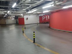 -兴业太古汇·停车场