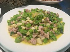 -万重锦·人文川菜馆(骡马市店)