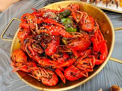 -老班长·小龙虾·鲜货烧烤大排档(金街美地店)