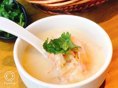 招牌鲜虾粥-颐和•海鲜砂锅粥•啫啫煲(奥林匹克广场店)