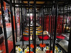 -嗨翻Hi-Fun竞技主题乐园·蹦床亲子生日轰趴(国光1937店)