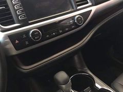 -广汽丰田武汉赛美佳4S店(黄浦店)