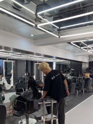 -厘里·salon